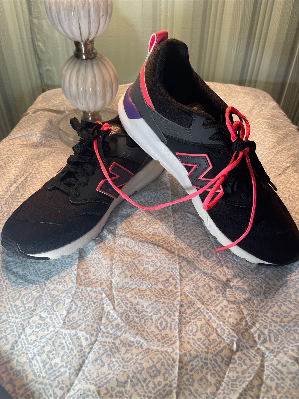 New Balance 009 V1 Black Sneakers Pink and Purple Accents NEW 9.5